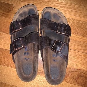 Dark Brown Birkenstock’s